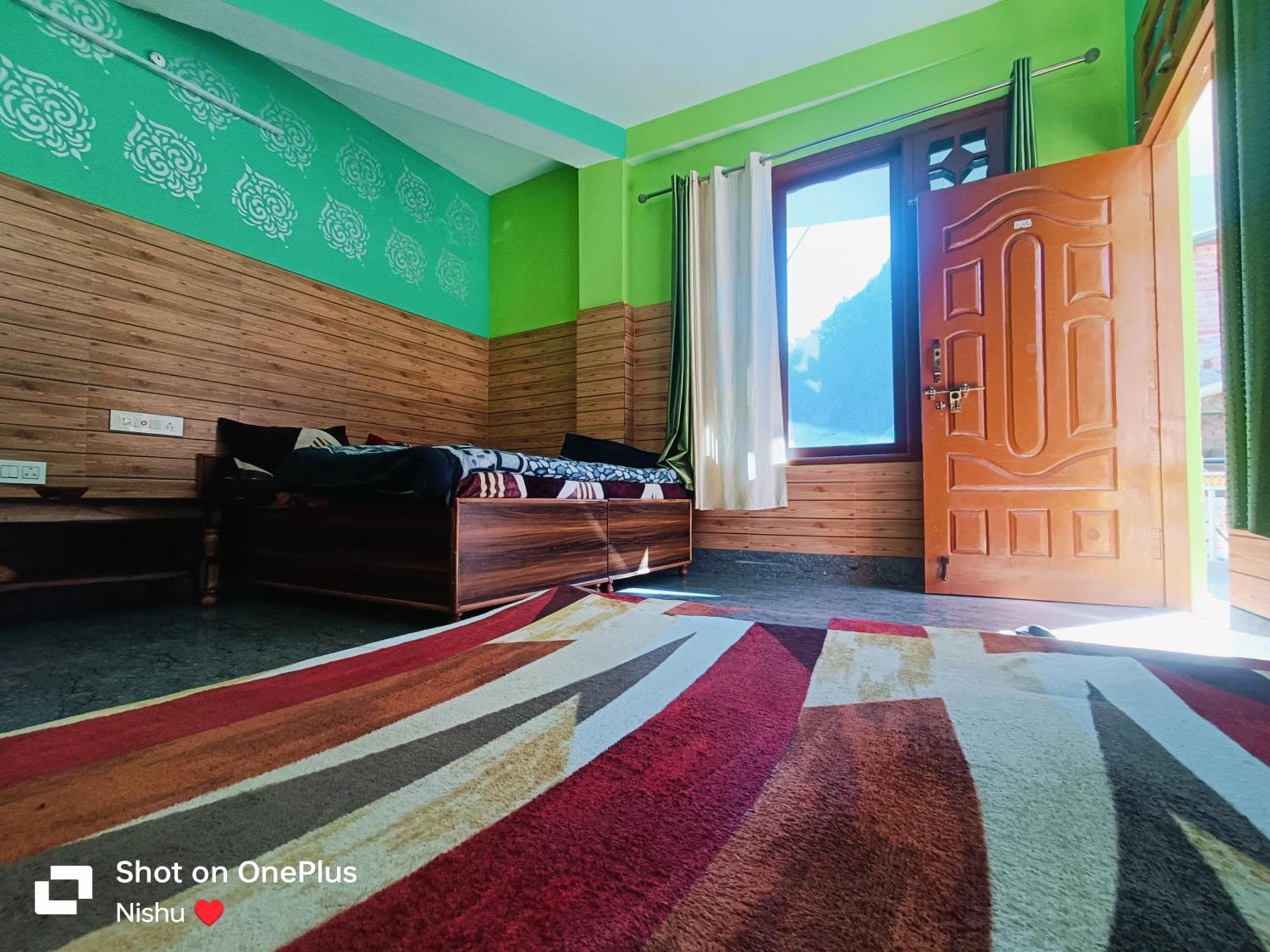 Chojh Inn Guest House Kasol Eksteriør billede