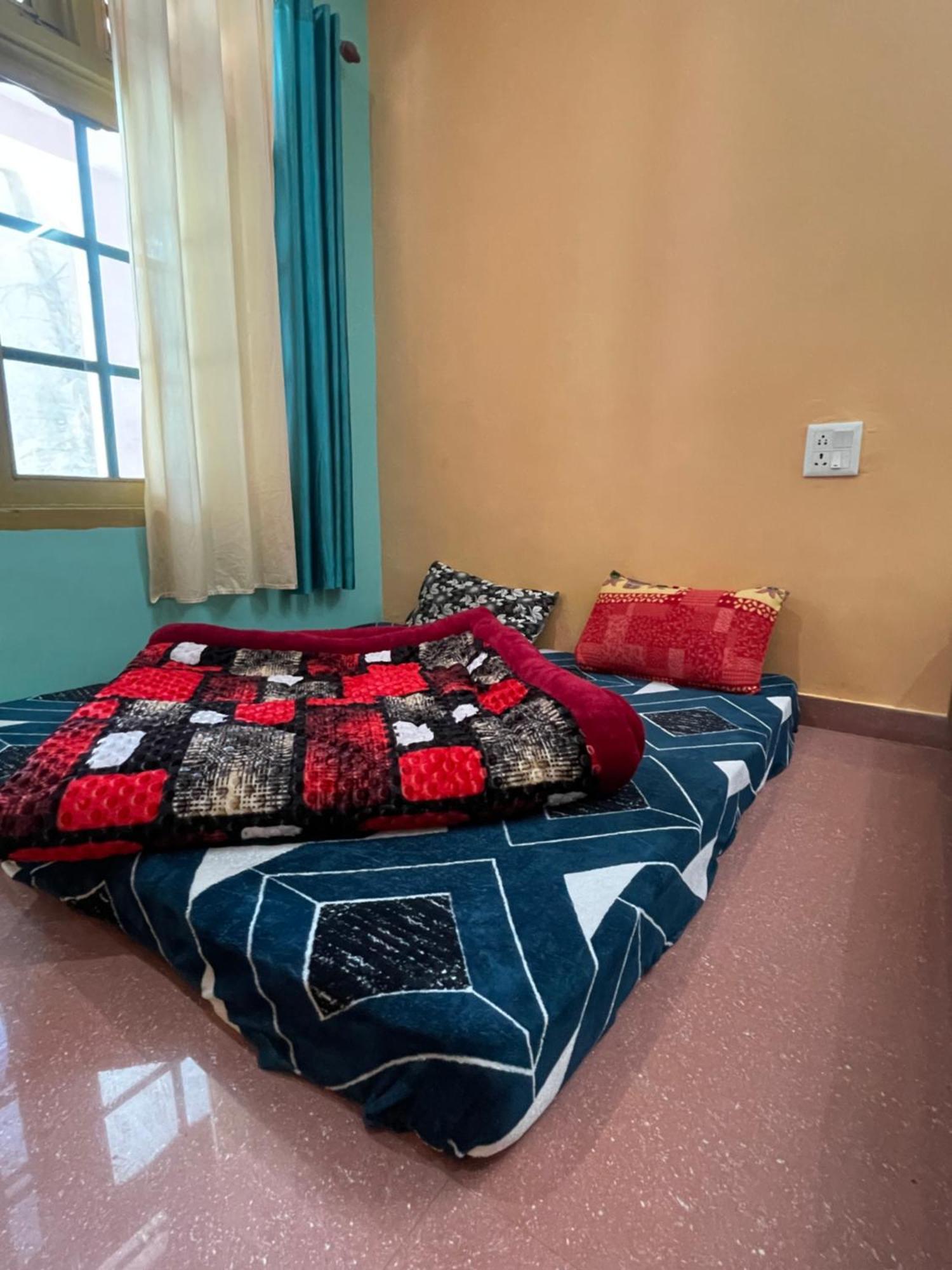 Chojh Inn Guest House Kasol Eksteriør billede
