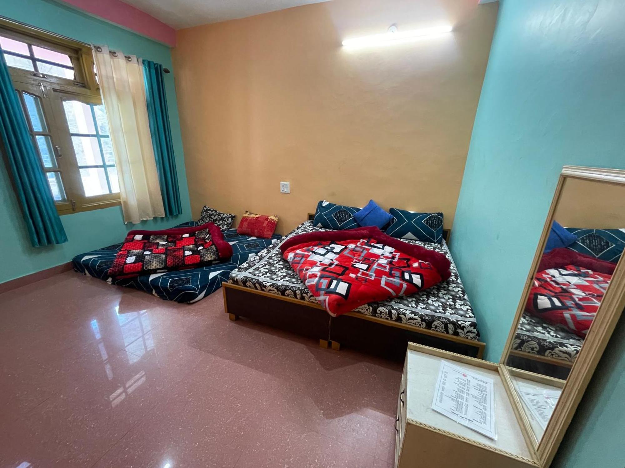 Chojh Inn Guest House Kasol Eksteriør billede