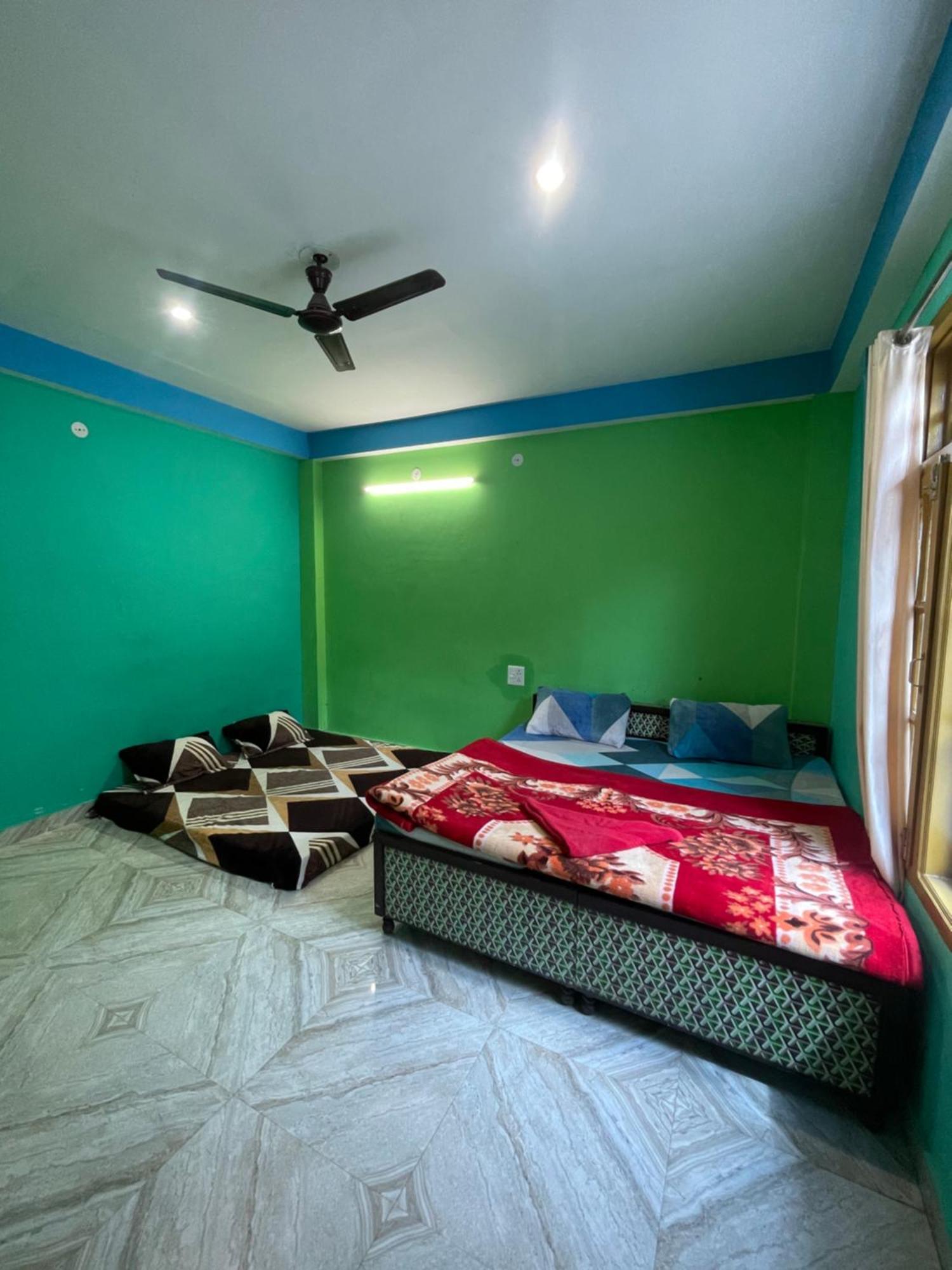 Chojh Inn Guest House Kasol Eksteriør billede